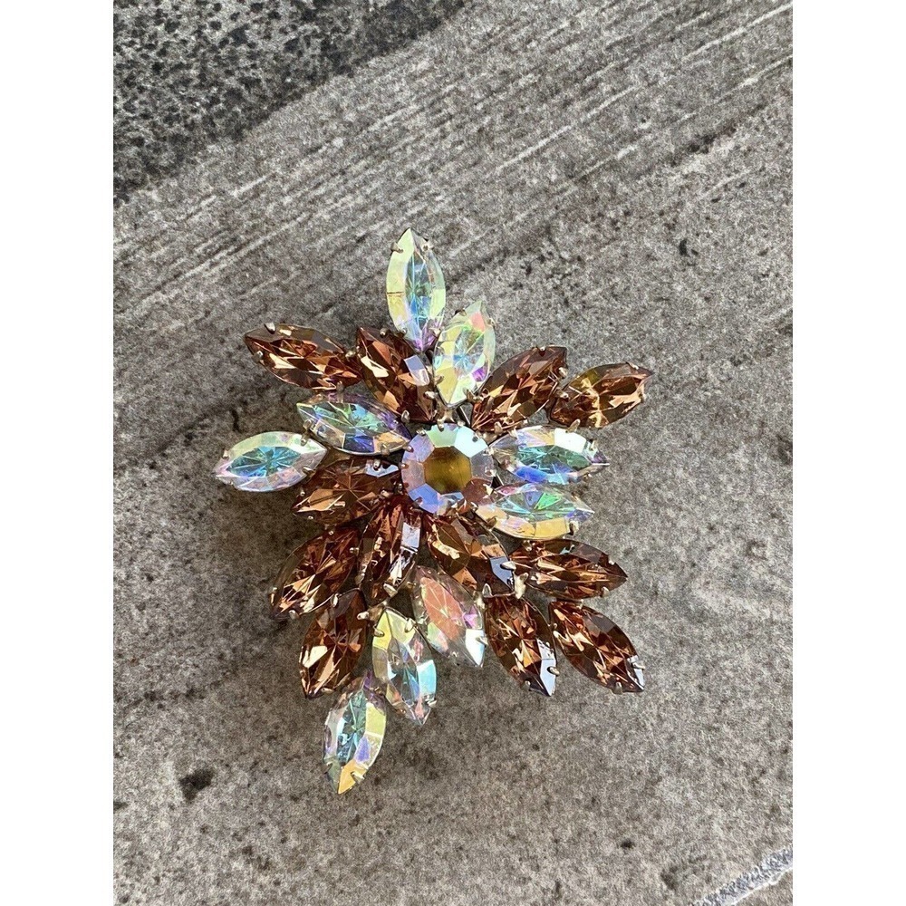 Brooch Vintage Pin Starburst AB and Light Brown Gold Tone Large